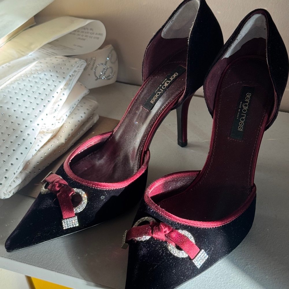 Sergio Rossi velvet and satin pumps with rhinestones and bow